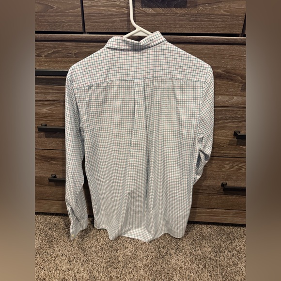 Vineyard Vines Green and White Checkered Shirt - Picture 2 of 4